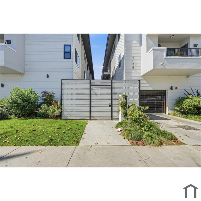 1071 Junipero Ave