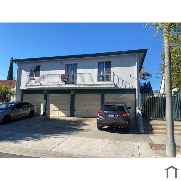 1915 Cedar Ave