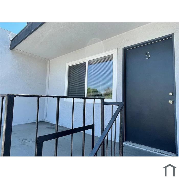 1969 Cedar Ave
