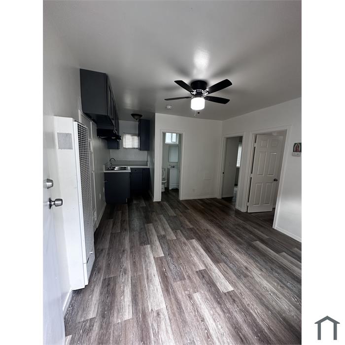 1211 Hoffman Ave