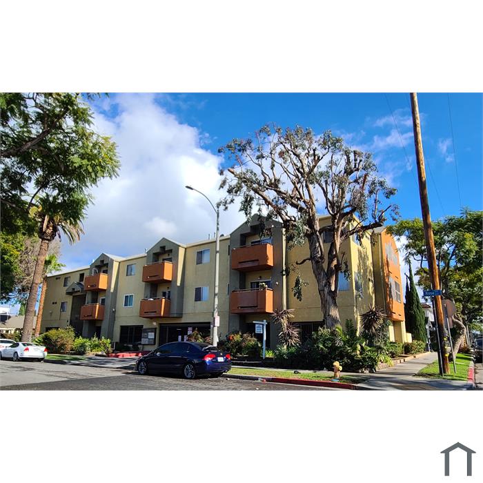 800 Rose Ave