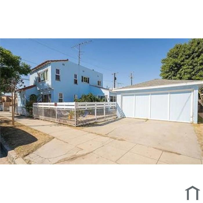 323 W 17th St