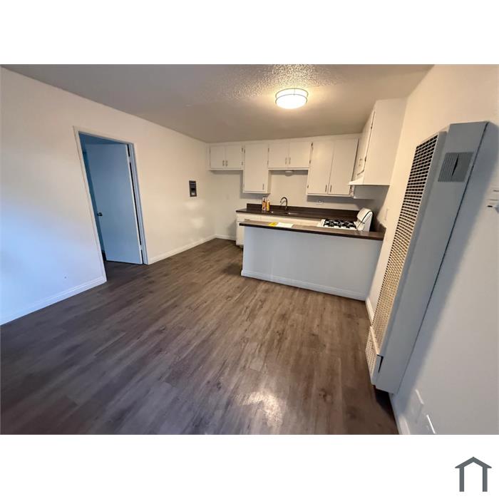 1557 Pacific Ave