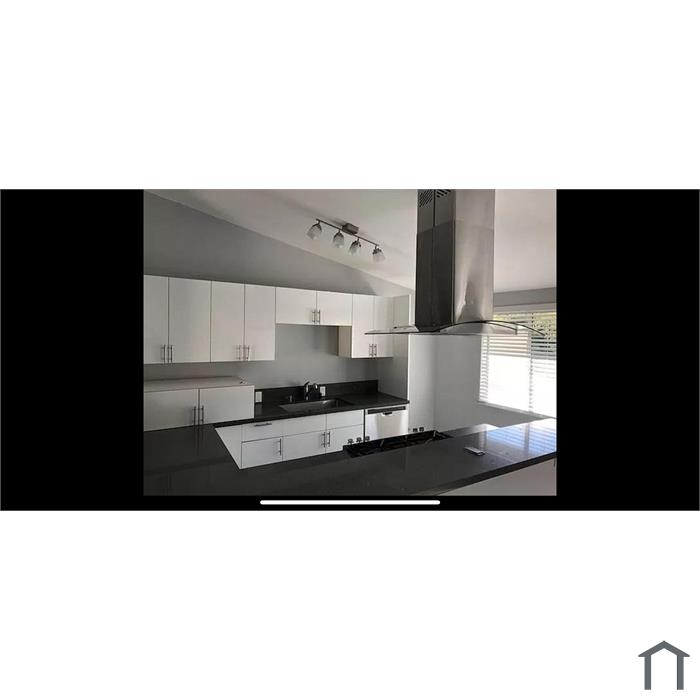 12212 Bradford Pl