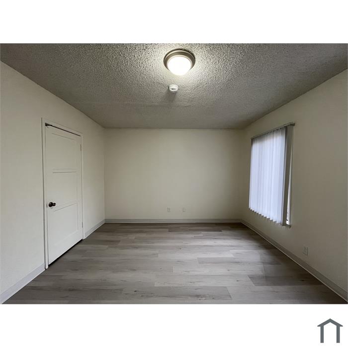 Sylmar Apartments