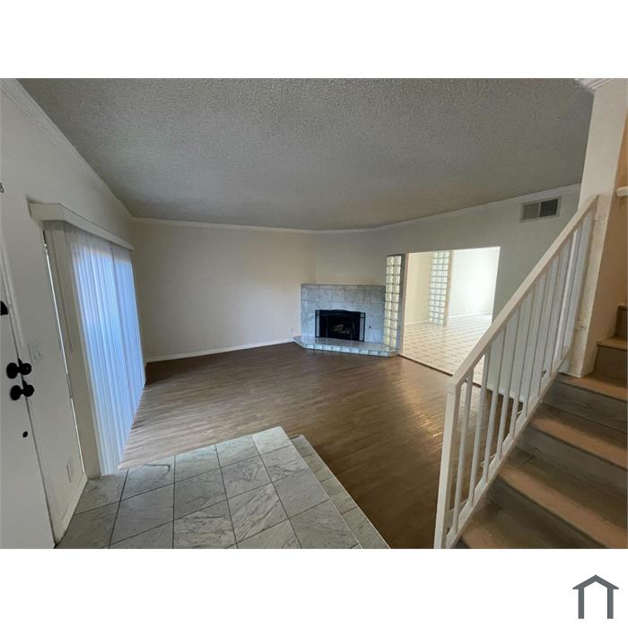 15033 Sherman Way