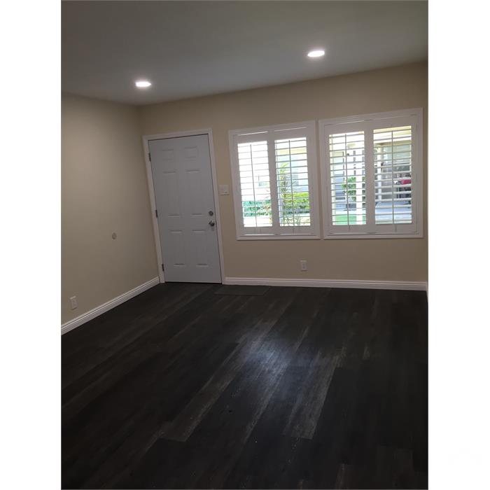 2500 N Buena Vista St