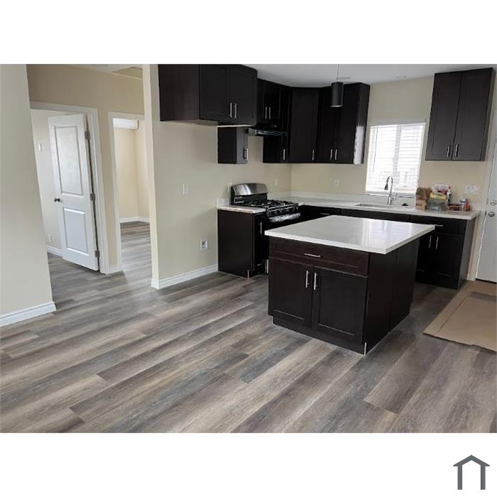 2500 N Buena Vista St