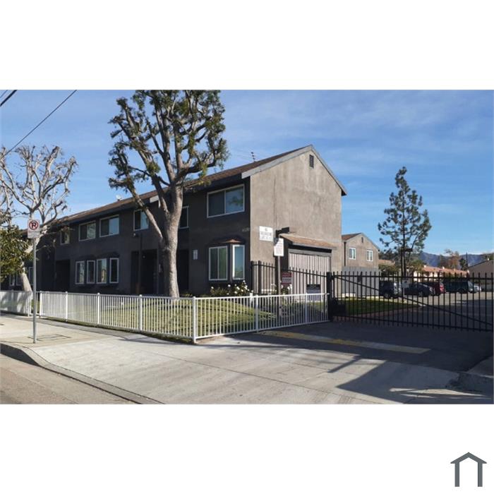 6530 Vineland Ave