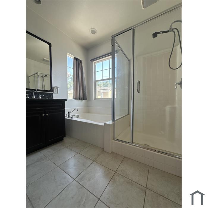 3224 S Bethany Paseo