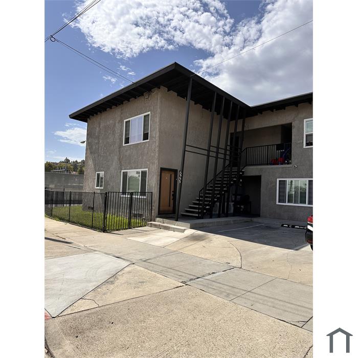 2301 Orange Grove Ave