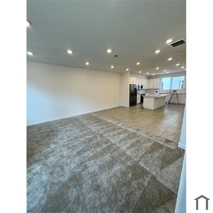 838 Akana Ave