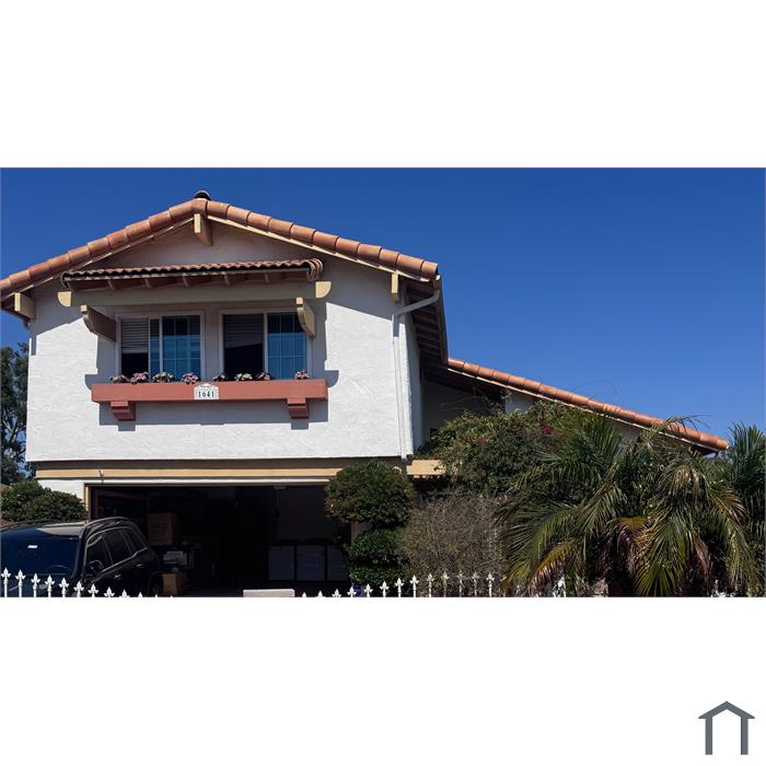 1641 Loma Ln