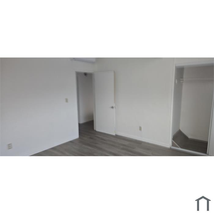 525 Grand Ave