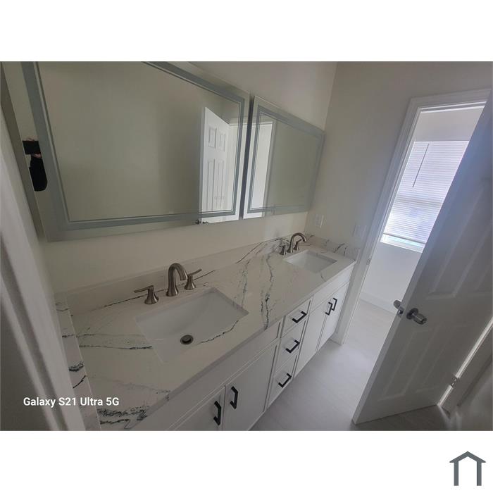 1219 Denver Ln