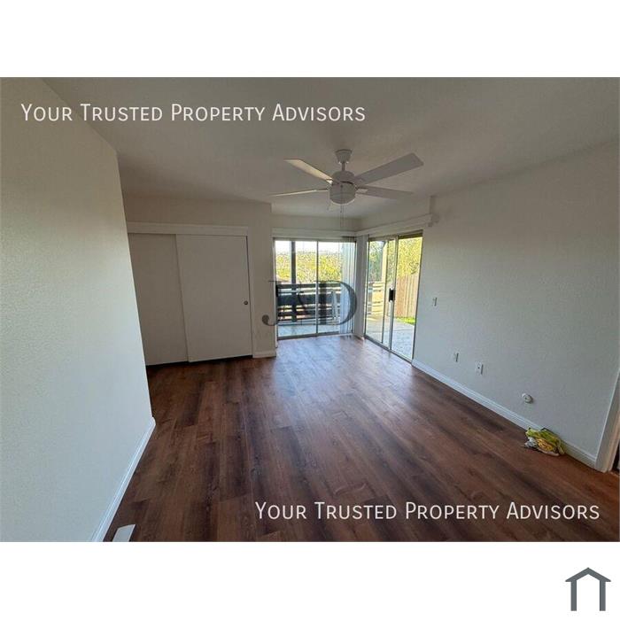 Stunning Duplex in Escondido!