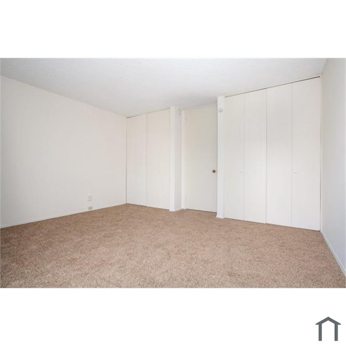 6333 La Jolla Blvd