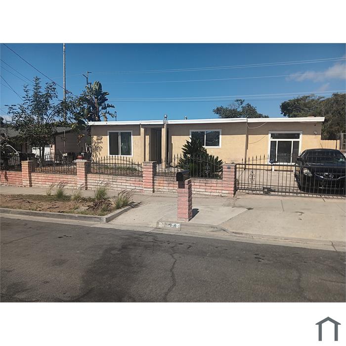 1034 Capistrano Dr