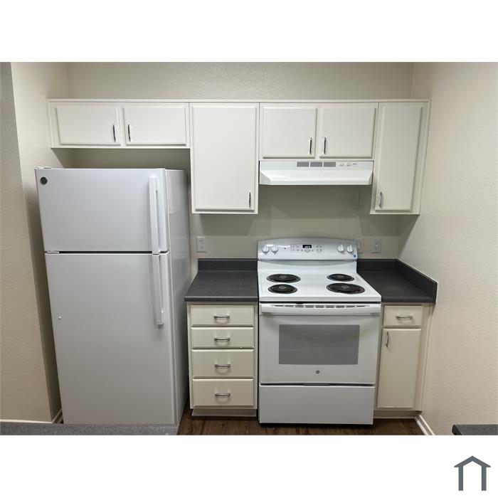 Lillian Place Apartments