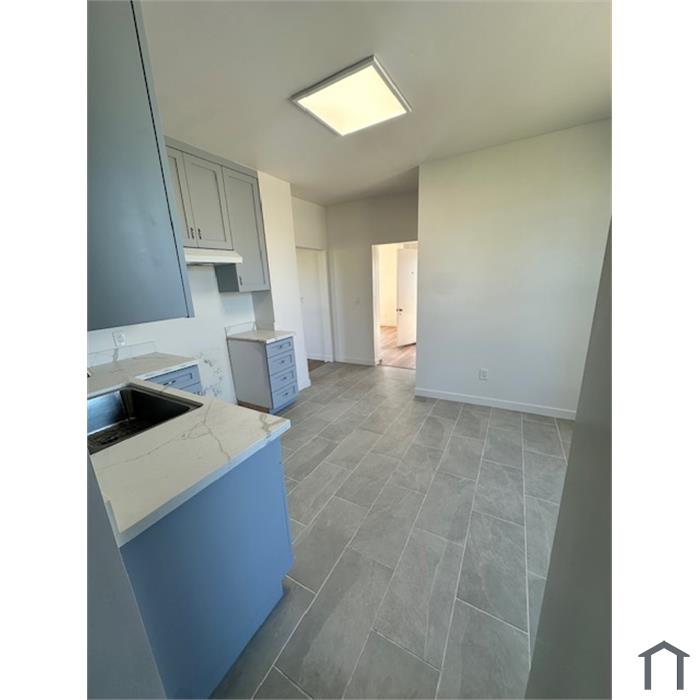 237 West St