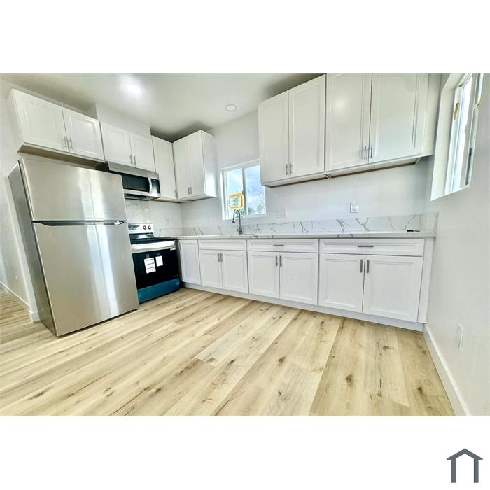 8358 Menkar Rd