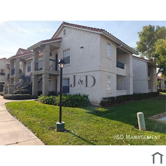 2 Bedroom 2 Bathroom Downstairs unit