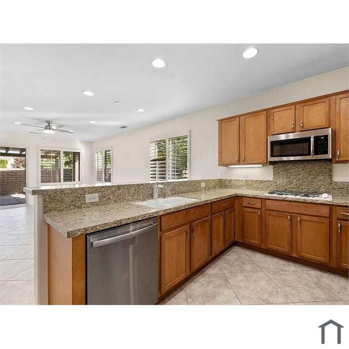 82011 Deniro Ct