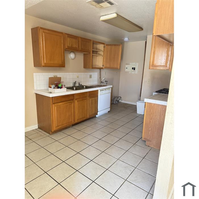13405 El Cajon Dr
