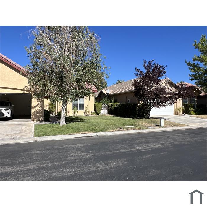 11236 Country Club Dr