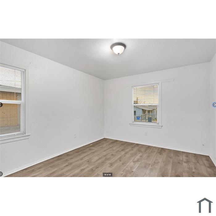 127 May Ave