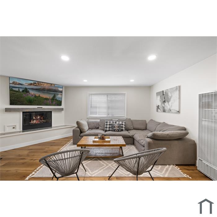 40046 Trail of the Whispering Pnes