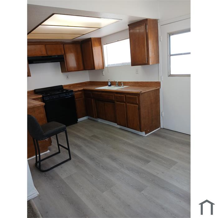 13342 Camellia Rd