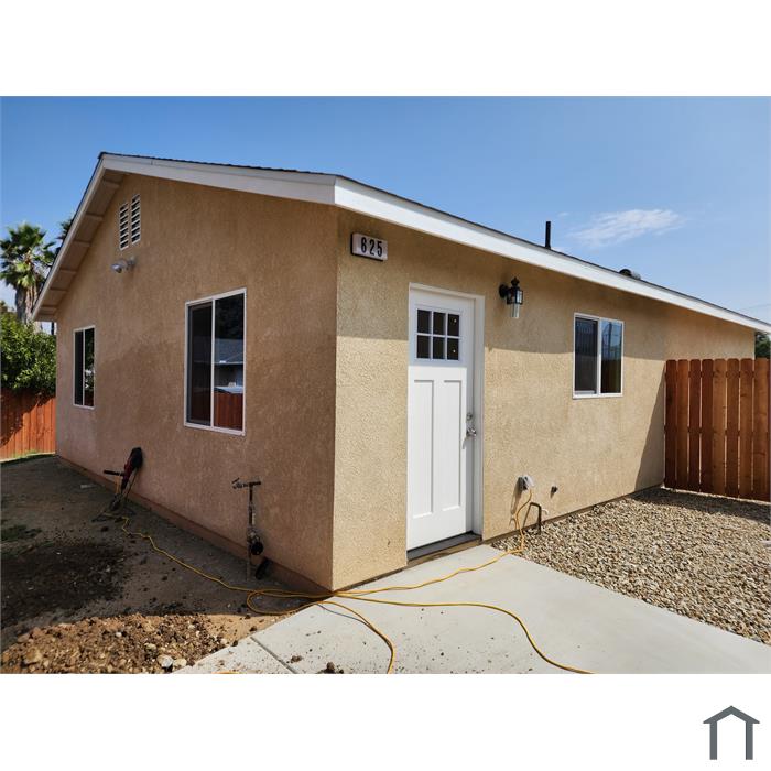 625 N Mountain View Ave