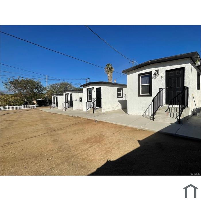 10098 Campbell Ave