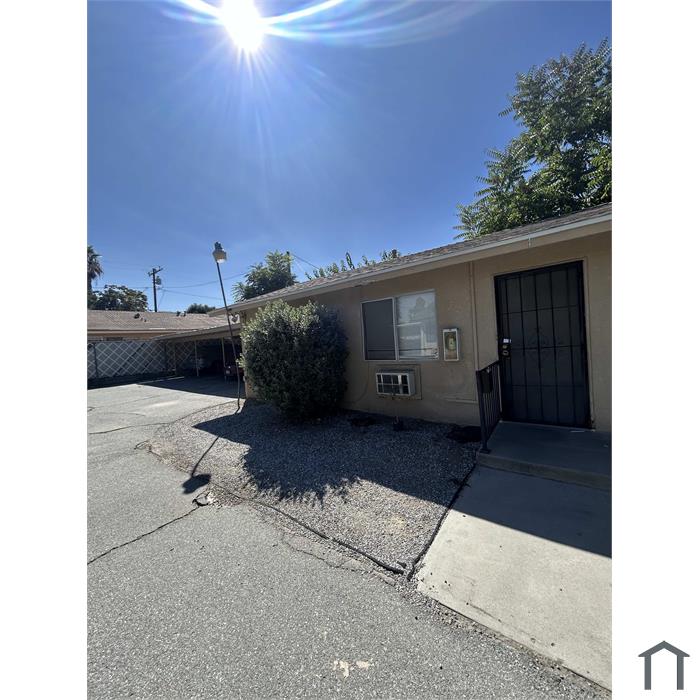 1955 E Devonshire Ave