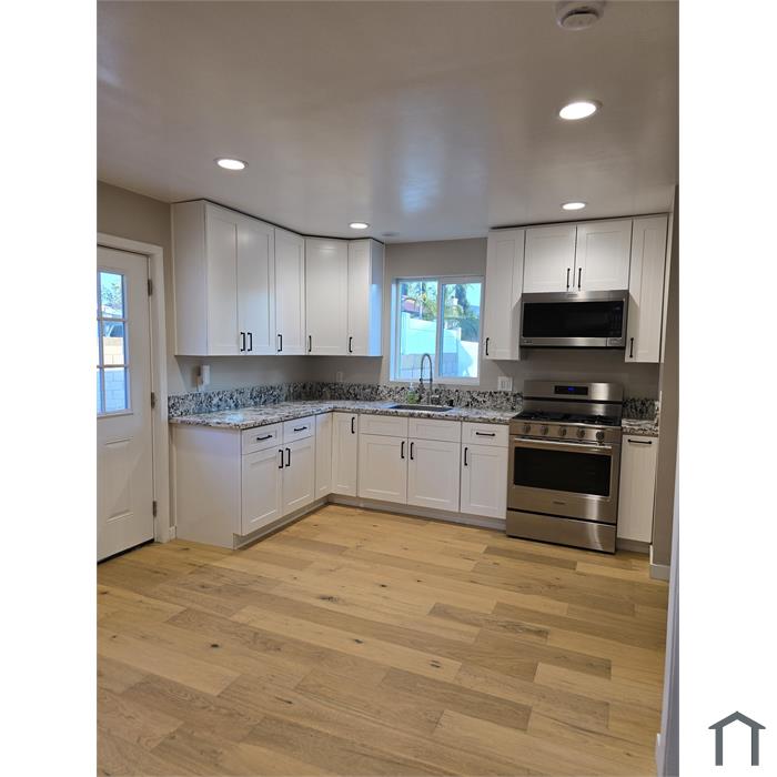41268 Scholar Ct