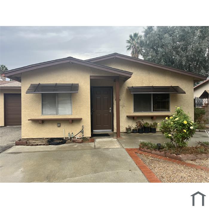 639 Corona St