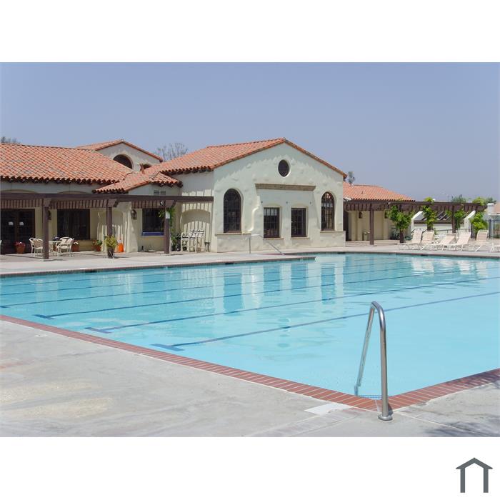 3 Bedroom Townhouse 25816 Iris Ave in Moreno Valley, CA