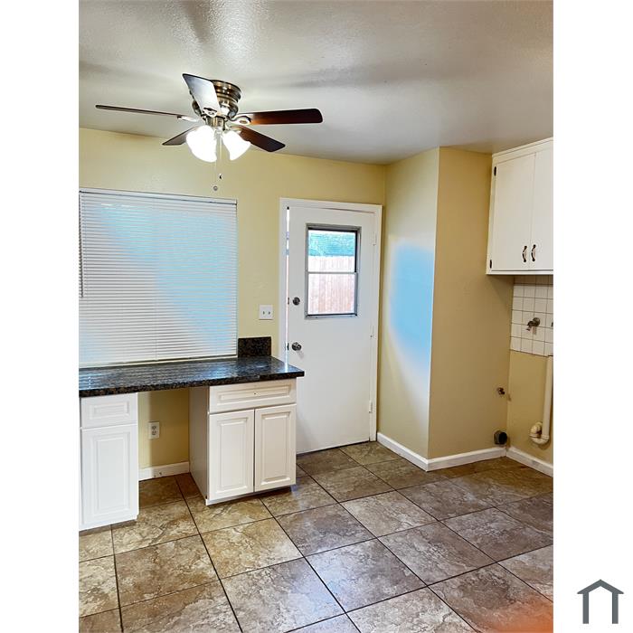 21917 Dracaea Ave