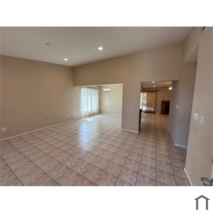 25268 Ridgeplume Dr