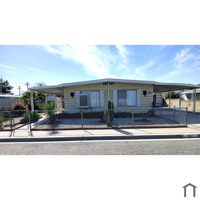 148 N Palomar Ave