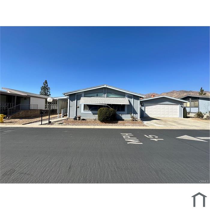 2230 Lake Park Dr