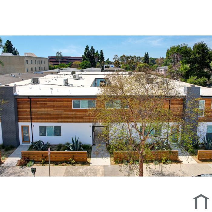 818 N Van Ness Ave