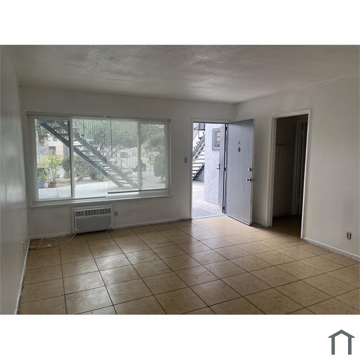1001 N Van Ness Ave