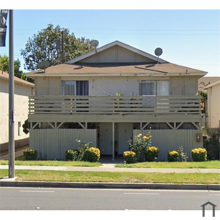 422 W Orangewood Ave
