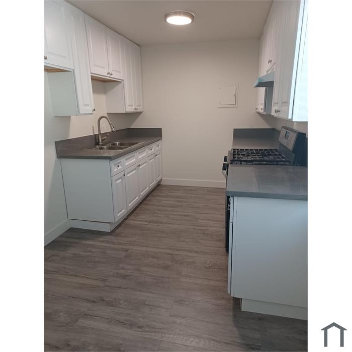 3509 W Del Monte Dr