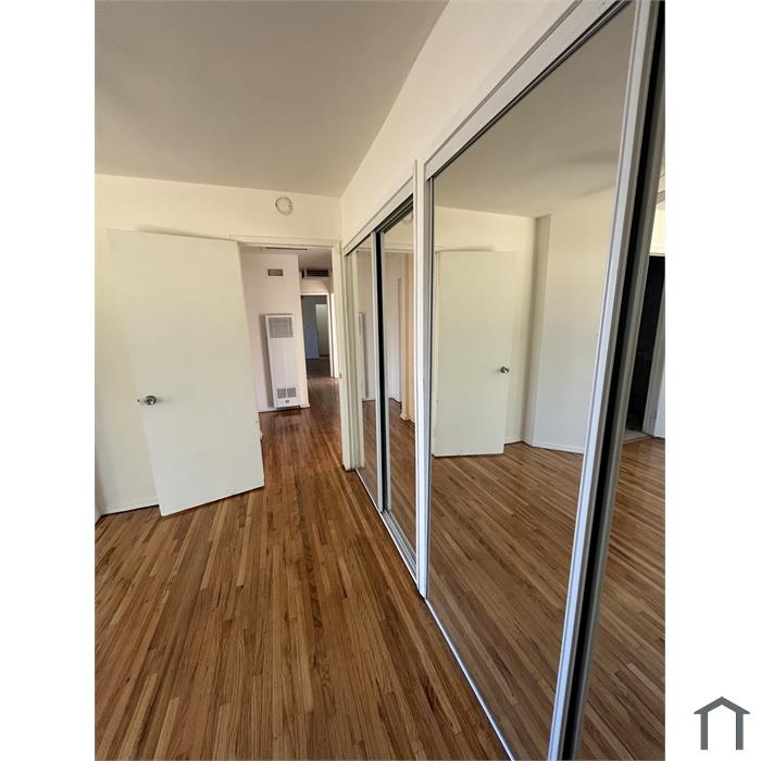 44135 Date Ave