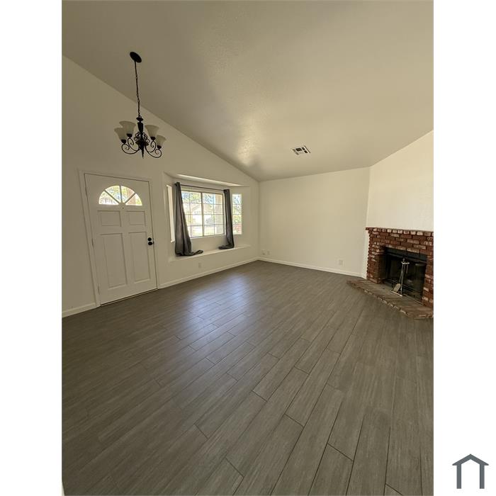 1322 W Avenue H9