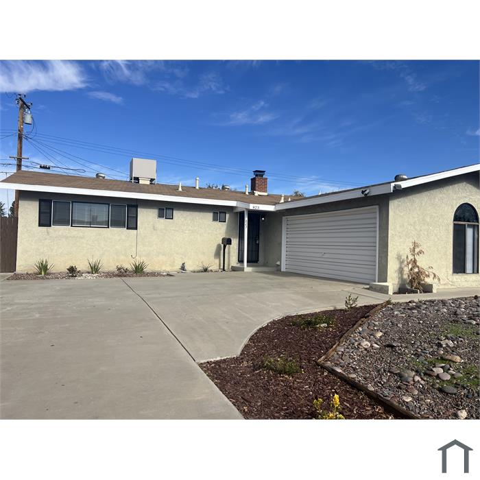 823 Ave J 14