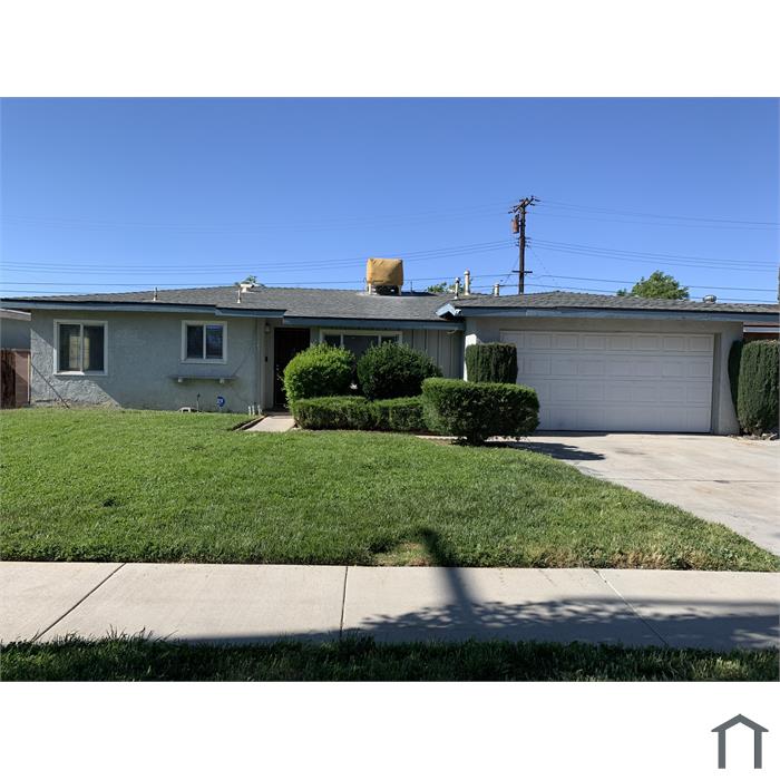 303 E Avenue J8